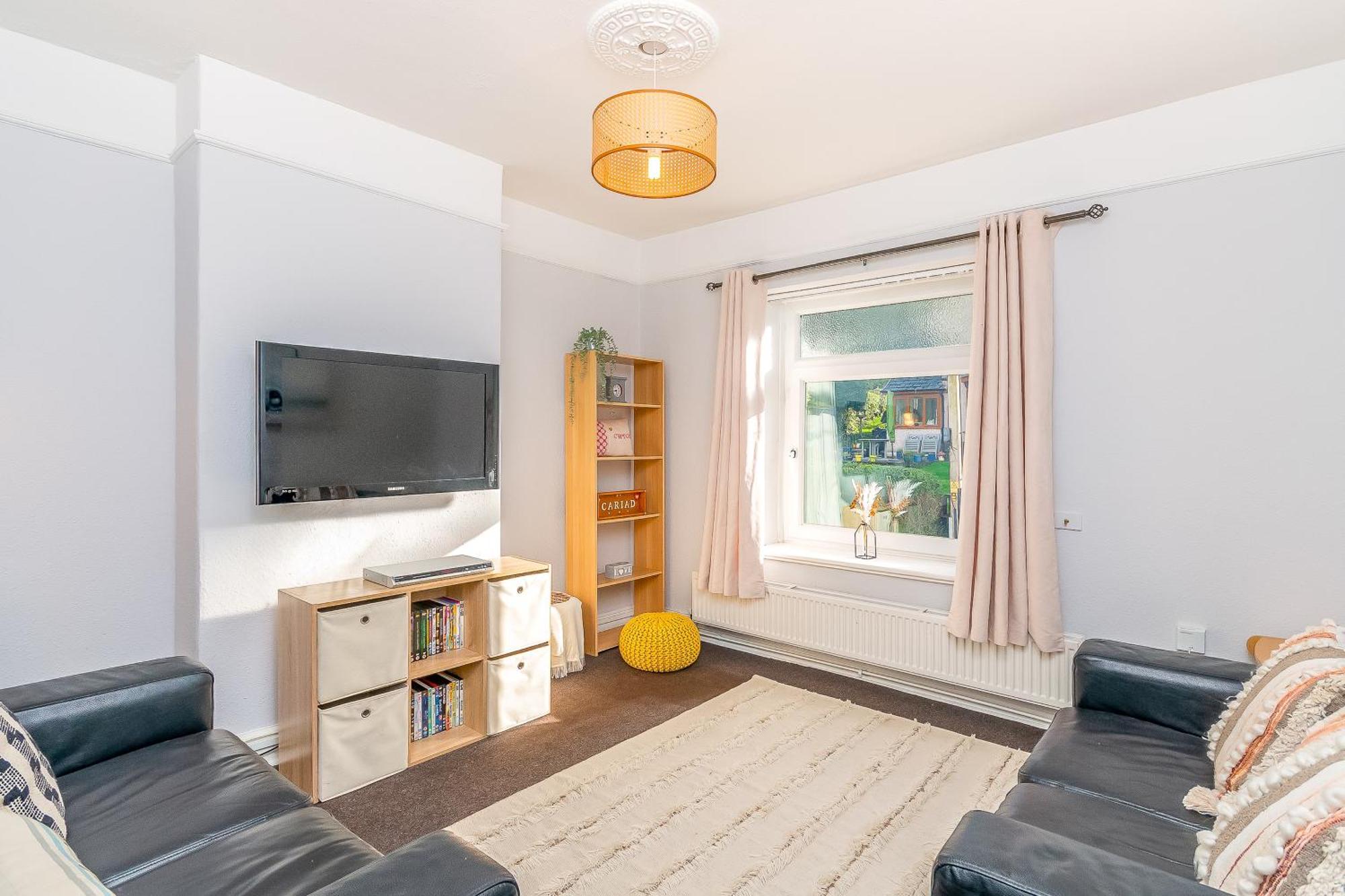 The View Spacious Apartment In Afan Forest Bike Park By Staystaycations Port Talbot Buitenkant foto