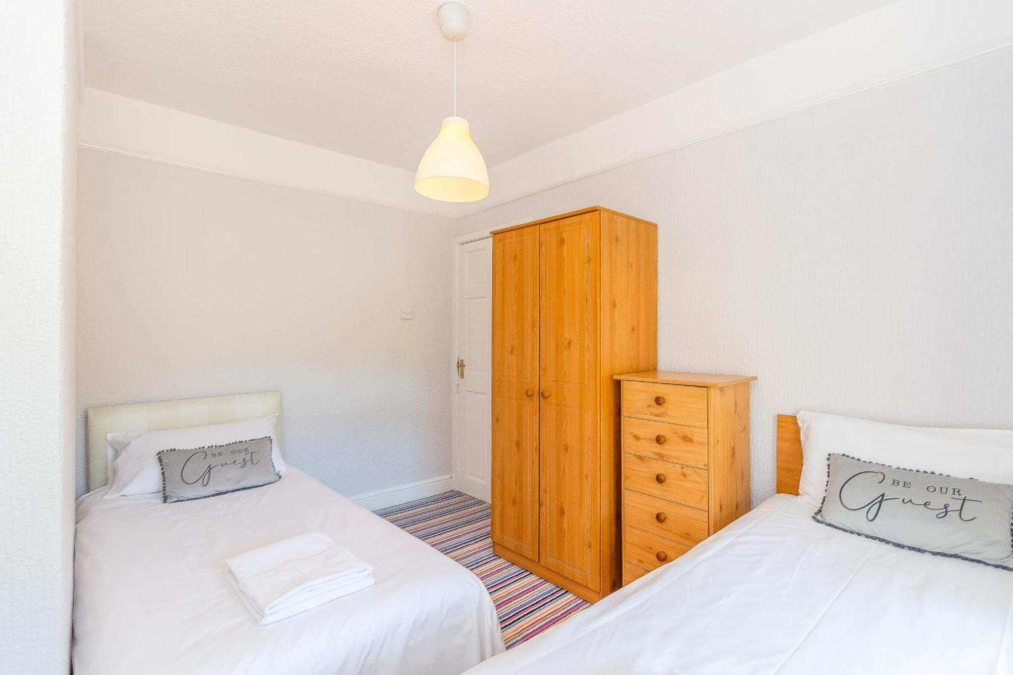 The View Spacious Apartment In Afan Forest Bike Park By Staystaycations Port Talbot Buitenkant foto