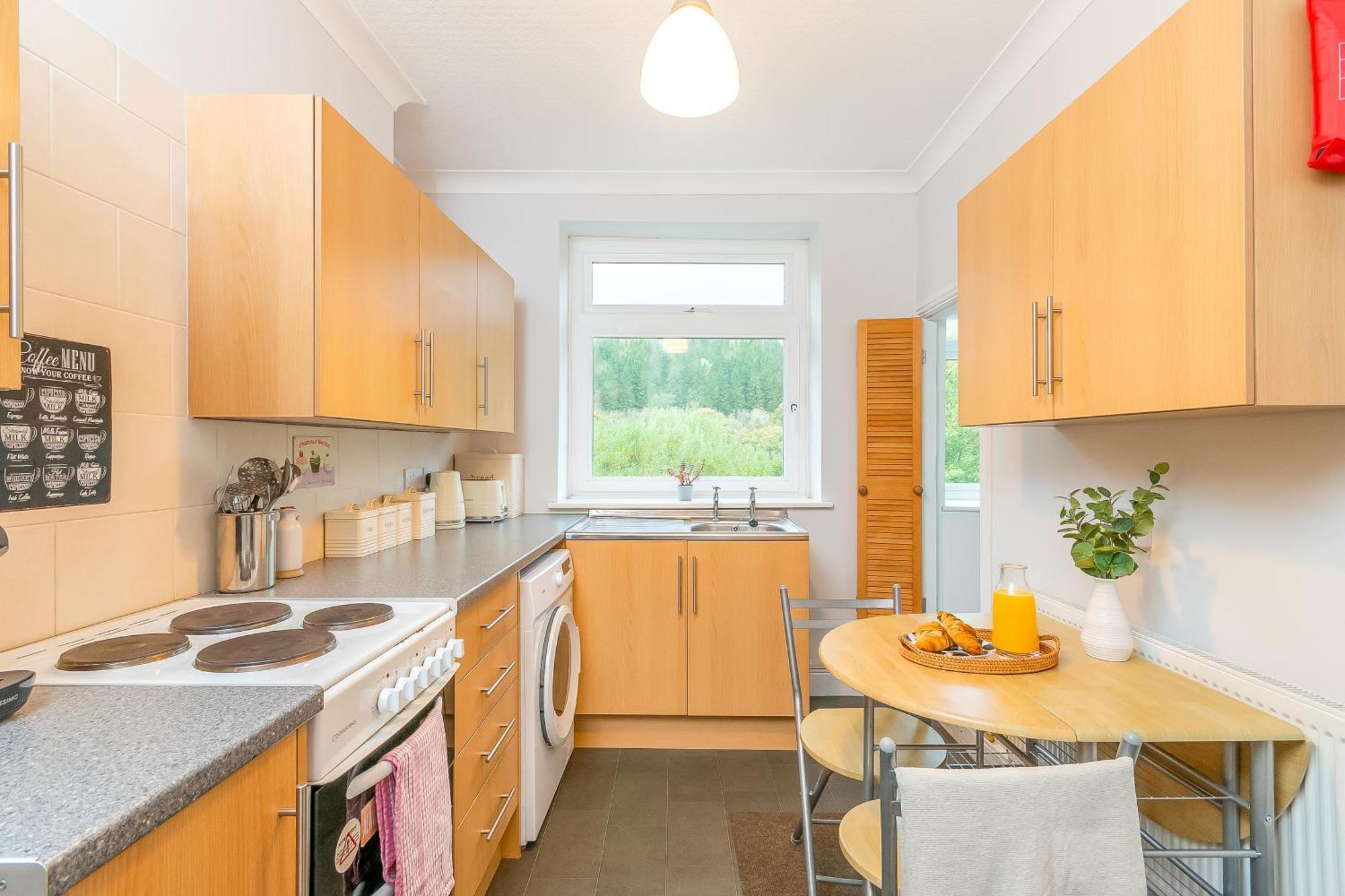 The View Spacious Apartment In Afan Forest Bike Park By Staystaycations Port Talbot Buitenkant foto